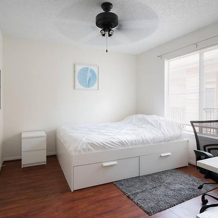 Spacious Condo Mins To Shands, University, & Downtown! Gainesville Buitenkant foto
